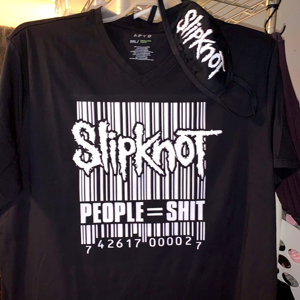 COPY - SlipKnot T-shirt w/Matching FaceMask